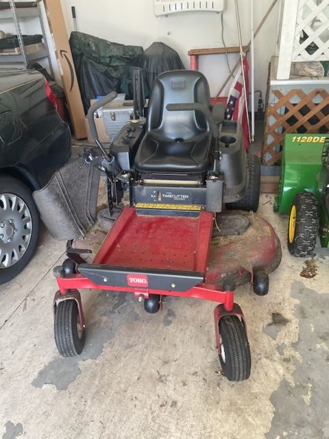 zero turn toro lawn mower