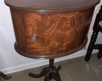 Accent Table On 4 Legs