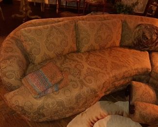 Beautiful Large Curved Sectional Sofa W/ Matching Ottoman