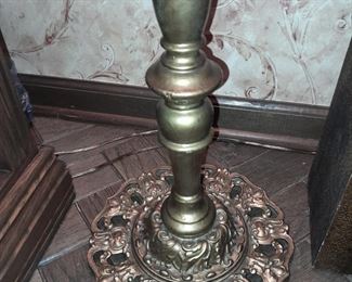 Brass Floor Lamp W/ Fringe Lampshade & Ornate Base