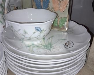 STUNNING "Butterfly Meadow By Lenox" MASSIVE China Set W/ Specialty Accent Pieces