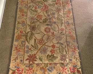 needlepoint rug (2.5 x 4)