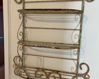  metal 3-tier wall shelf