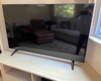 50" LG TV