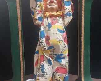 2 1/2 Foot Tall Acrobatic Clown!! WORKS See Video!