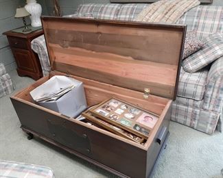 Lane hope chest cedar