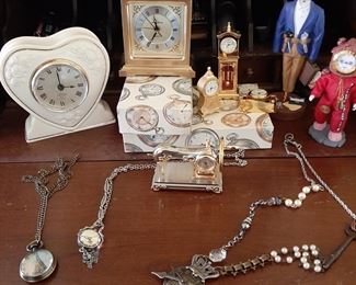 Collection of miniature clocks