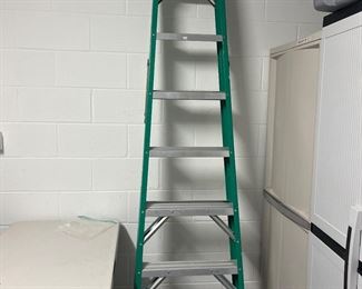 Werner 8’ fiberglass ladder