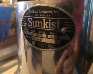 Vintage Sunkist electric juicer