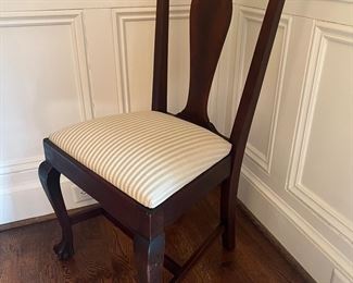 Queen Anne Claw Front Side Chairs (8pc)