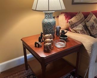Harden Square End Table (26"W x 26"D x 23"H)