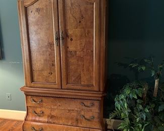 Pulaski Furniture 3 Drawer / 2 Door Armoire (86"H x 45"W x 24"D)