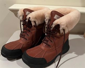 Brand New Men's Ugg Boots Size 9-1/2
