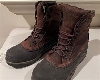 Never Worn Men's Barbour Leather Trapper Boots Size 9