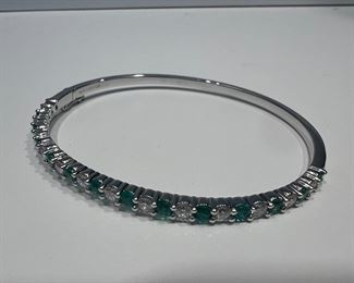18K White Gold Emerald 1.19KT & Diamond 1.06KT Clasp Bangle Bracelet