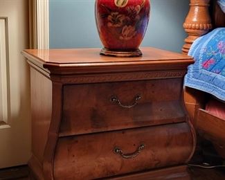 Pulaski Furniture 2 Drawer End Table (pr)