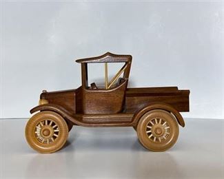 Schneiders Woodcrafts Walnut Ford Model T 