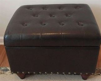 "Willow Oak in Woodside" in Aiken, SC Starts Closing Sat 6/3 at 8pm. Pickup is Mon 6/5 from 2-6pm. Please click here to see more photos, descriptions, and current bids:&nbsp;https://ctbids.com/estate-sale/22076