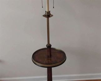 "Willow Oak in Woodside" in Aiken, SC Starts Closing Sat 6/3 at 8pm. Pickup is Mon 6/5 from 2-6pm. Please click here to see more photos, descriptions, and current bids:&nbsp;https://ctbids.com/estate-sale/22076