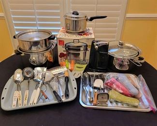 "Willow Oak in Woodside" in Aiken, SC Starts Closing Sat 6/3 at 8pm. Pickup is Mon 6/5 from 2-6pm. Please click here to see more photos, descriptions, and current bids:&nbsp;https://ctbids.com/estate-sale/22076