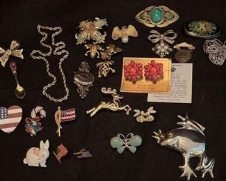 "Willow Oak in Woodside" in Aiken, SC Starts Closing Sat 6/3 at 8pm. Pickup is Mon 6/5 from 2-6pm. Please click here to see more photos, descriptions, and current bids:&nbsp;https://ctbids.com/estate-sale/22076