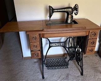 Antique Singer Sewing Machine Table On Casters