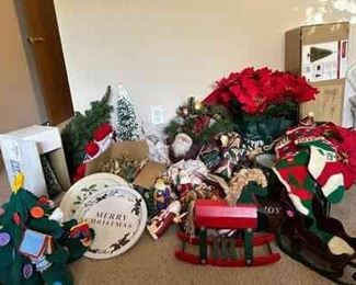 Lenox 24K Holly Plate Wooden Christmas Santas Artificial Tree UW Santa Figurine And More