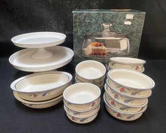 Lenox Chinastone Poppies on Blue And Martha Stewart Cake Platters