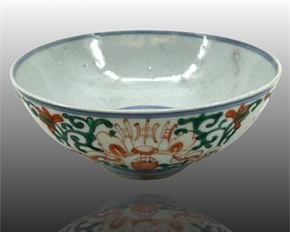 Qing Dynasty Chinese Floral Porcelain Bowl

