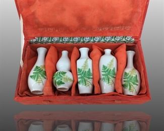 5pc Cased Porcelain Miniature Vase Set
