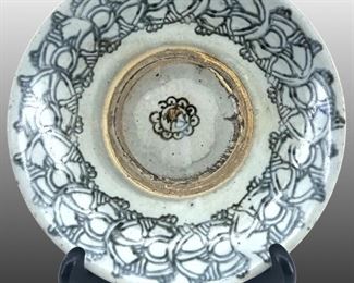 Hand Painted Ming Dynasty Porcelain Dish
