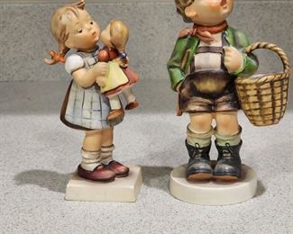Pre-Sale: Repaired Hummels "Village Boy" & "Kiss Me!"
