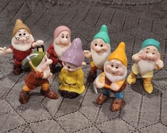 Pre-Sale: Disney Lot of Seven Dwarfs Figures