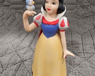 Vintage  Walt Disney Schmid Snow White