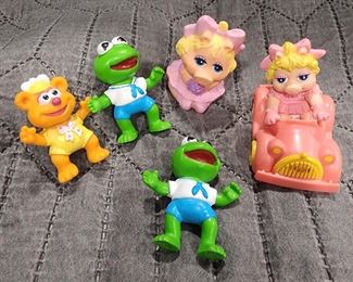 Vintage McDonald's Muppet Babies Fozzie Bear, 2 Kermit the frogs, & 2 Miss Piggy