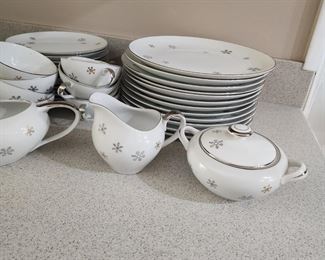 Vintage - Summit - Fine China - Japan - Atomic Design - Stardust - Creamer and Sugar Set