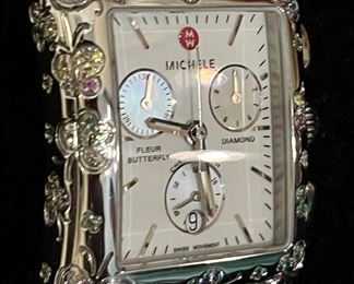 Natural colored diamonds