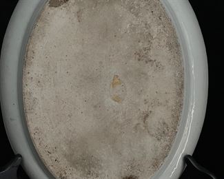 Reverse of platter with the oldest kiln marks