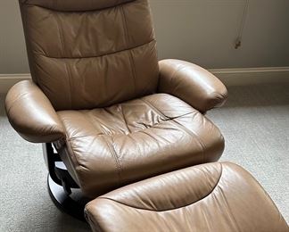 Pair of Relax the Back weightless chairs in MINT condition