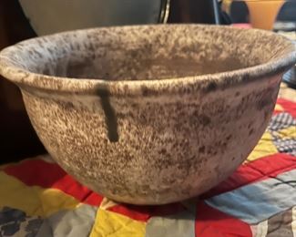 Medium bowl very early! Possibly 1960s