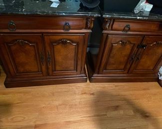 KING SIZED LEATHER BED SET INCLUDES BED, TRIPLE DRESSER AND MIRROR, TALL DRESSER AND 2 NIGHTSTANDS. PRESALE IS AVAILABLE $1800 CALL BRENDA FOR APPT. 973-418-1286