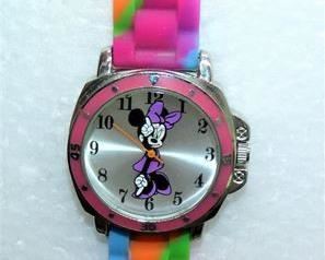 Lot 016   0 Bid(s)
Minnie Mouse watch