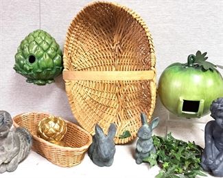 BIRD HOUSES BASKETS LOT