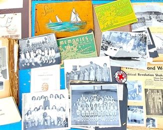 TABLE LOT ASSORTED SCRAPBOOKS 