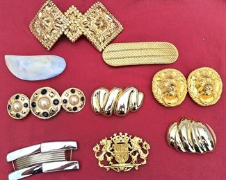 BELT BUCKLES LOT