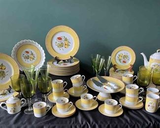 Somerset by Georges Briard Dinnerware