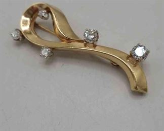 14 KT Gold Diamond Brooch