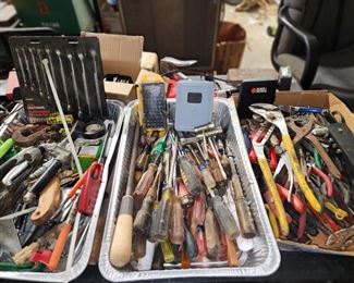 Screwdrivers - Pliers 