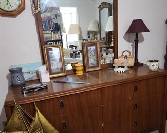 Midcentury Dreaser - And we are not finished!