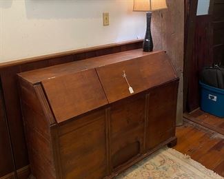 early 1800s blanket chest